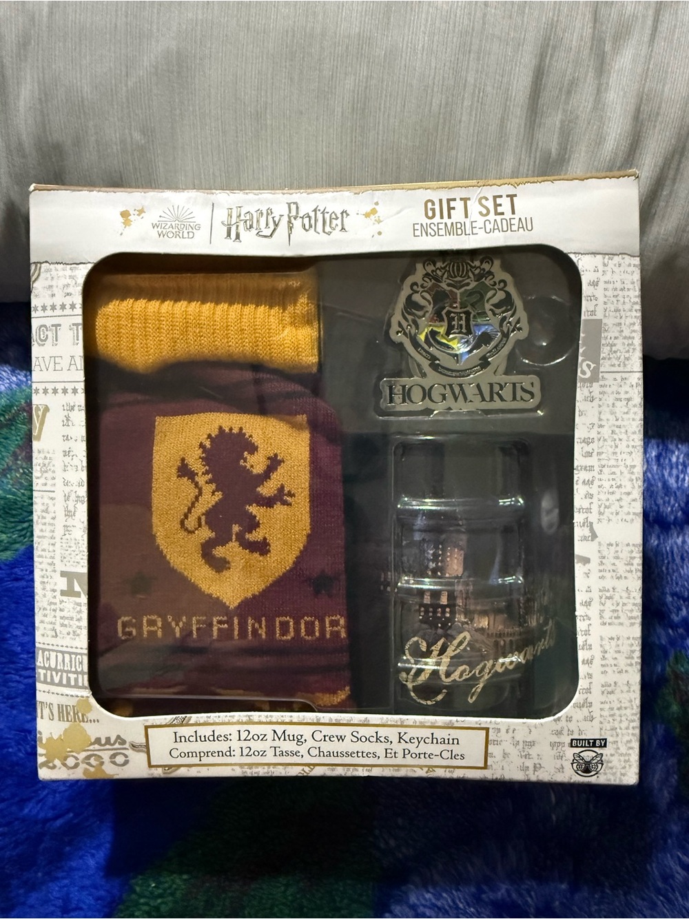 Harry Potter Wizarding World 3 Piece Gift Set - 12oz Mug, Socks, & Keychain